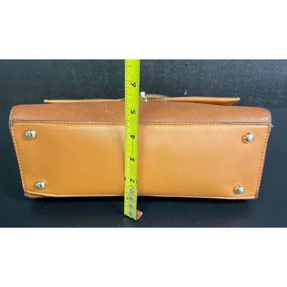 Adrienne Vittadini Women Tan Handbag Small SKU 1825 - Picture 4 of 6